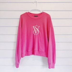 Victoria’s Secret On Point Collection Magenta/Pink Embroidered Crewneck 💓